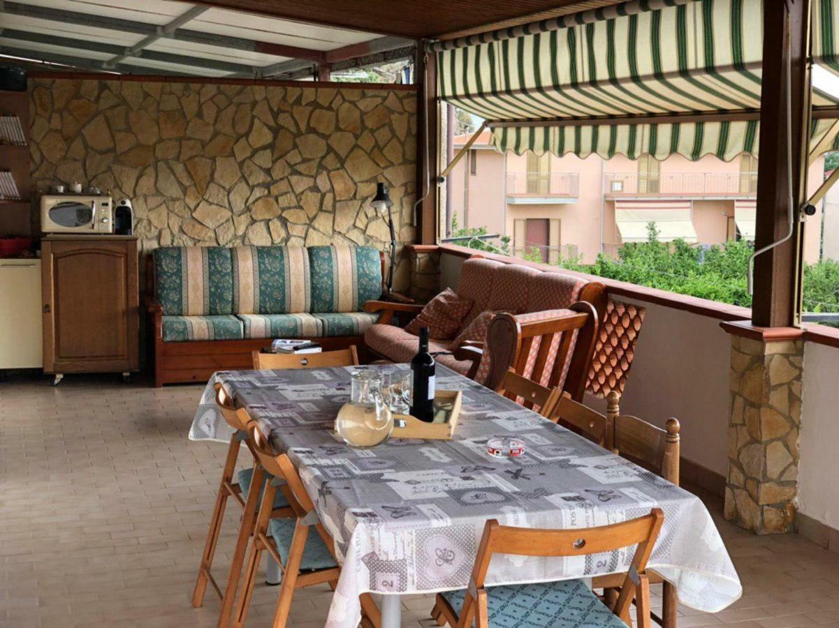 La Terrazza Di Carmen E Fausto Apartment Cetraro Luaran gambar
